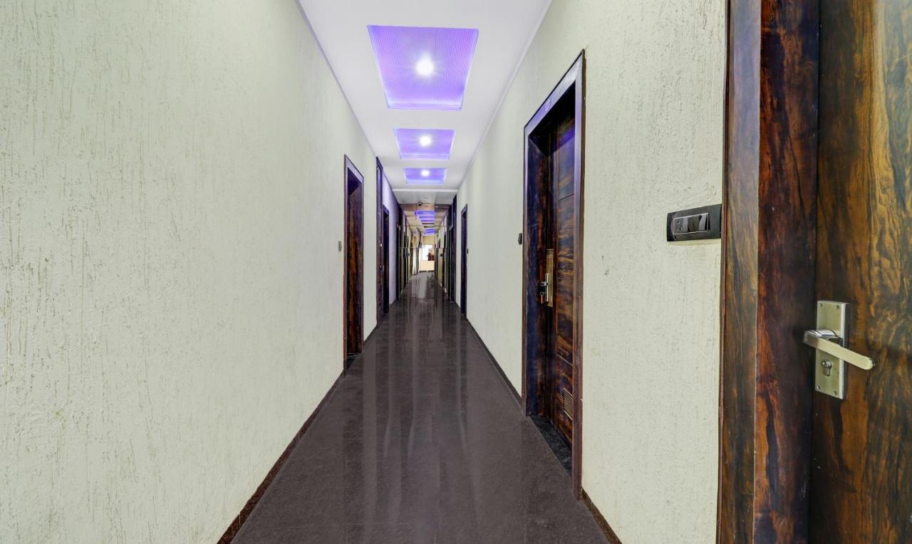 Itsy Hotels Anjali Mahal 500, Mtrs From Mathura Railway Station Exterior foto