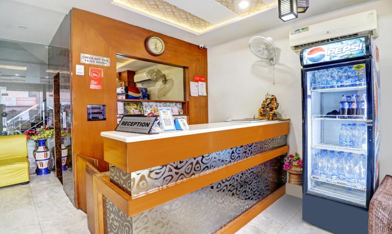 Itsy Hotels Anjali Mahal 500, Mtrs From Mathura Railway Station Exterior foto